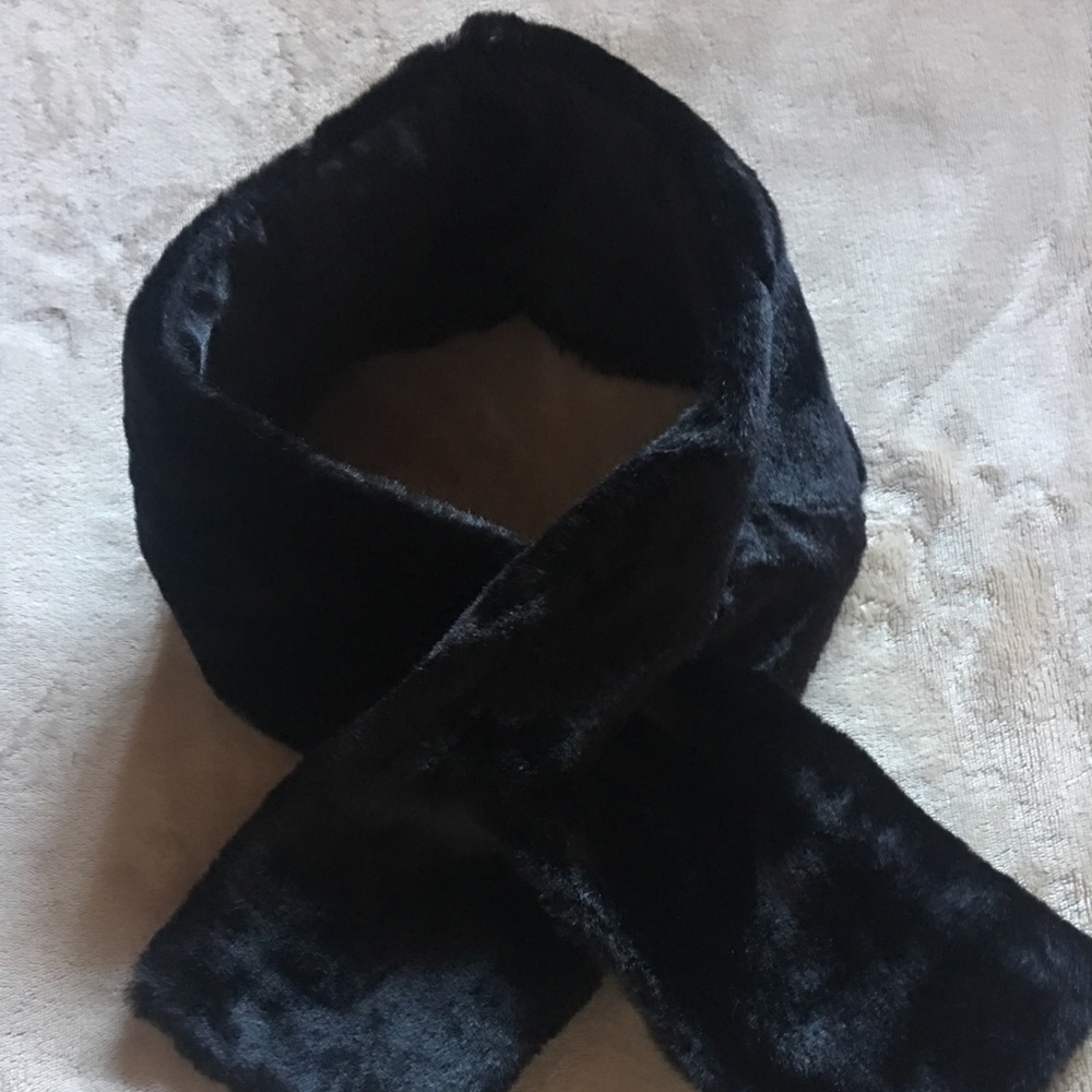 Faux Fur Scarf